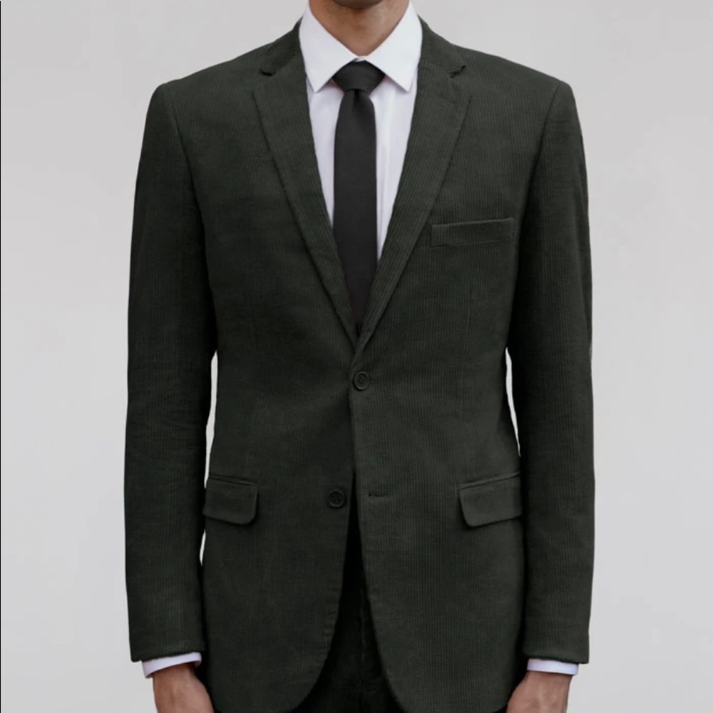 NWOT Men’s Alain DuPetit corduroy 2 button suit in Forest Green 40R